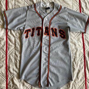 Vintage Mens Cal State Fullerton Titans Baseball Team Shirt